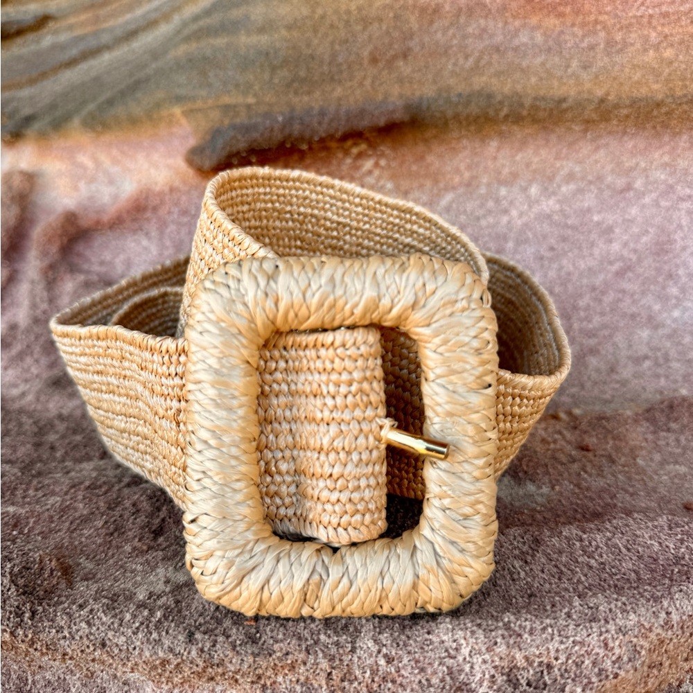 Woven Tan Belt with Gold Buckle- New